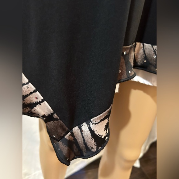 Cover Charge Tunic. Two pockets. Sz S - Picture 8 of 8